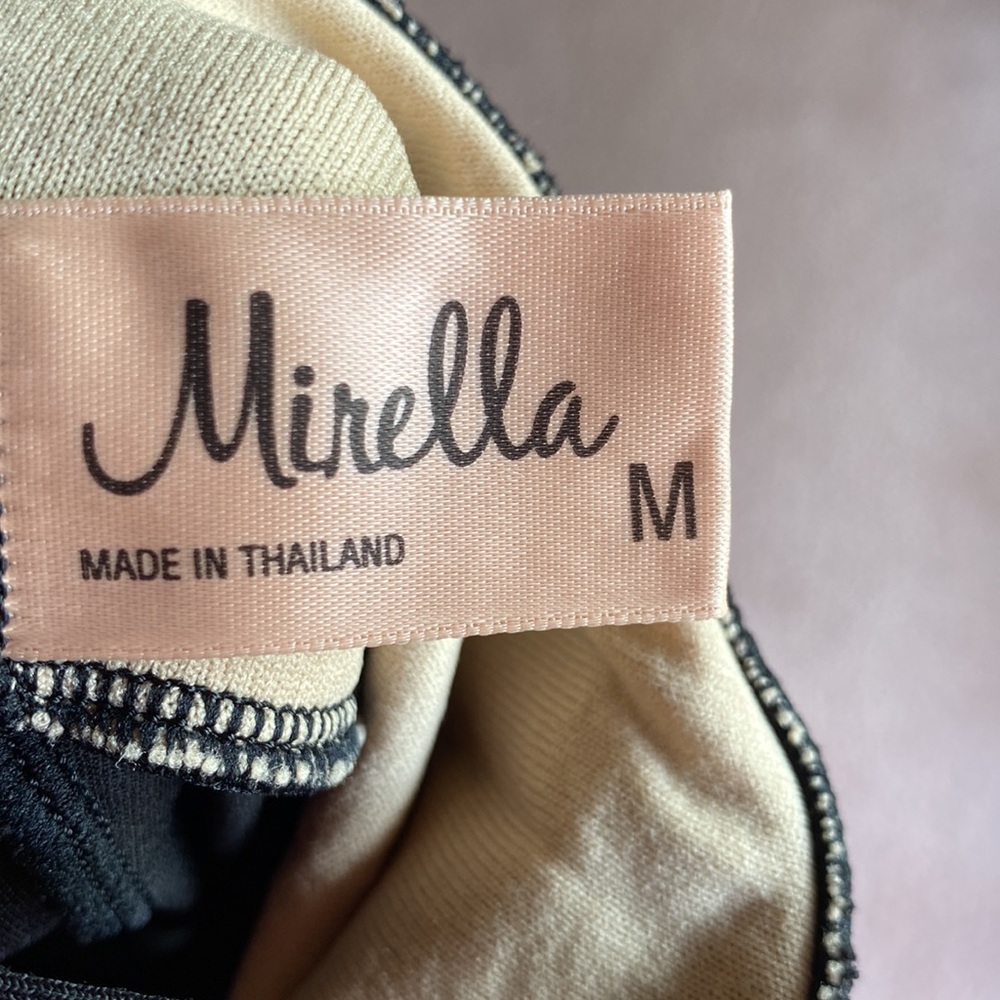 Nwot. Women’s Mirella Black Leotard. Size: Medium - image 5